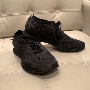 Nike Flyknit Racer Triple Black